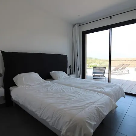 Porra Avec Piscine 8 Pers Vue Montagne Villa Porto-Vecchio (Corsica)